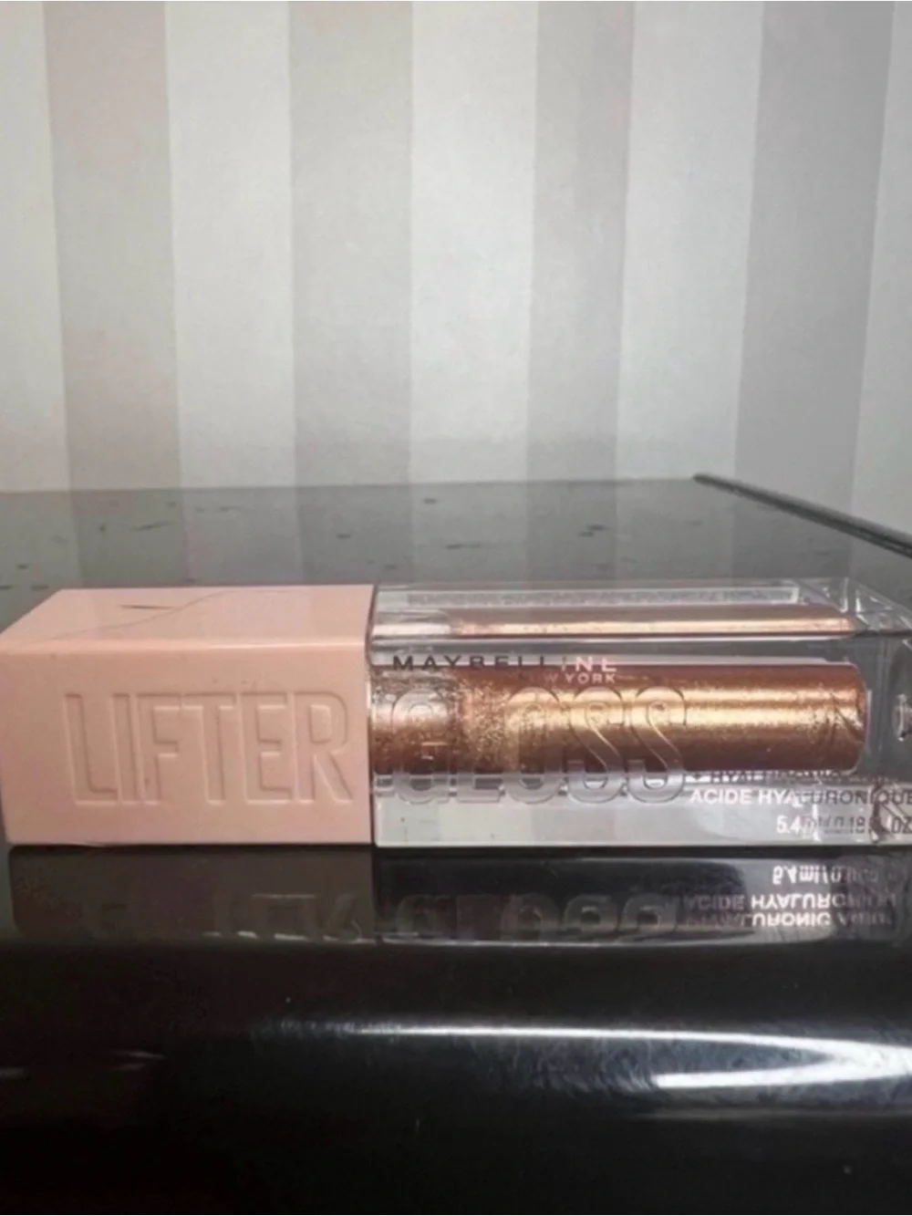 Maybelline Lifter Gloss Hydrating Lip Gloss 010